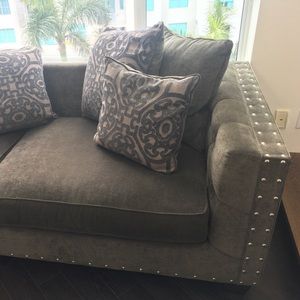 Meet your Posher, Gabi